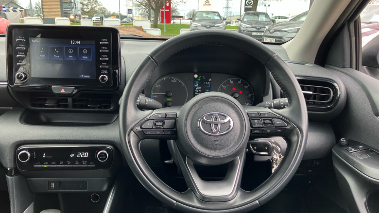 Toyota Yaris 1.5 Hybrid Icon 5dr CVT Hybrid Hatchback